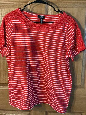 Jones New York Red & White Top